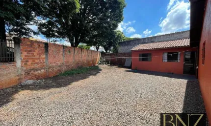 Casa com 2 quartos para alugar no Conjunto Ulisses Guimarães, Arapongas 