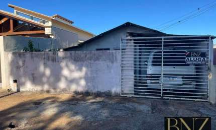 Casa com 2 quartos para alugar no Conjunto Tropical, Arapongas 