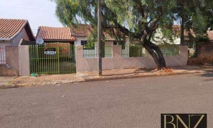 Casa com 3 quartos para alugar no Casa Família Arapongas II, Arapongas 