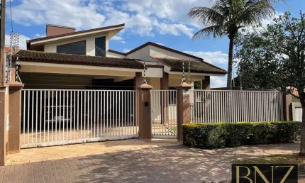 Casa clássica de alto padrão à venda – jardim panorama