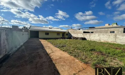 Casa com 2 quartos para alugar no Jardim Petrópolis, Arapongas 