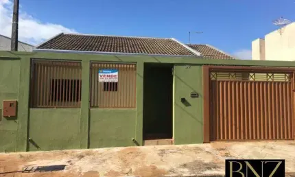 Casa com 3 quartos à venda no Jardim Universidade, Arapongas 