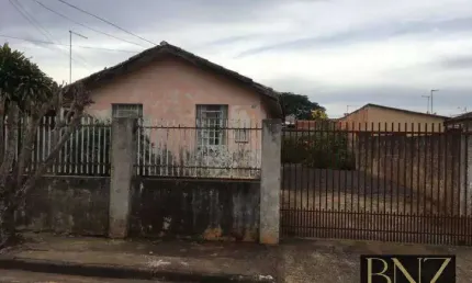 Casa com 3 quartos à venda no Jardim Aeroporto, Arapongas 