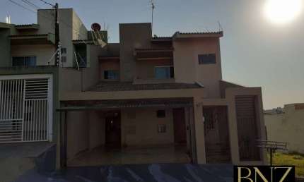 Casa com 1 quarto à venda no Parque Veneza, Arapongas 