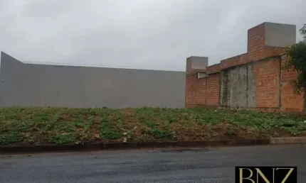 Terreno à venda no Jardim Interlagos, Arapongas 