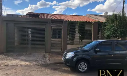 Excelente Casa à Venda no Jardim Dona Pina - Conforto e Lazer