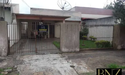 Casa com 3 quartos à venda na Vila Aratimbo, Arapongas 