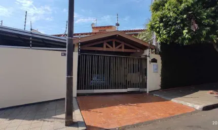 Casa com 4 quartos à venda no Jardim Casa Grande, Arapongas 