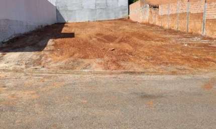 Terreno à venda no Jardim Morumbi, Arapongas 