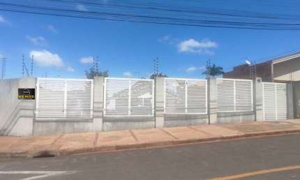 Casa com 3 quartos à venda no Jardim Alvorada, Arapongas 