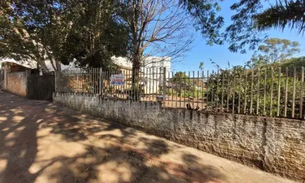 OPORTUNIDADE DE INVESTIMENTO - TERRENO AMPLO NA AV. ALZIR ZARUR.