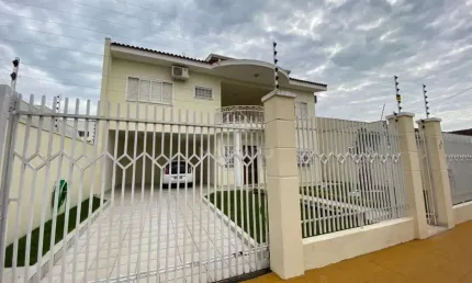 Casa com 3 quartos à venda na Rua Doutor Naby Zacarias, 35, Vila Progresso, Maringá
