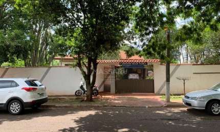 OPORTUNIDADE DE INVESTIR EM LOTE COM POTENCIAL CONSTRUTIVO!