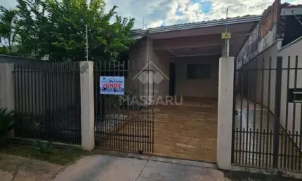 Casa com 3 quartos à venda na Rua Pioneiro Mourvan Neves de Oliveira, 409, Jardim Montreal, Maringá