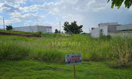 OPORTUNIDADE DE INVESTIR EM TERRENO NO LOT. BOM JARDIM!