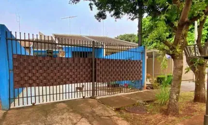Venda - Residência no Jardim São Francisco em Maringá