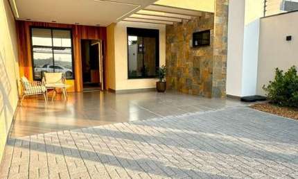 Venda - Residência nova no Jardim Ecovalley em Sarandi