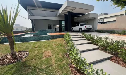 Venda - Residência em Condominio Fechado em Porto Rico