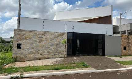 Venda - Residência nova no Jardim Munique em Maringá