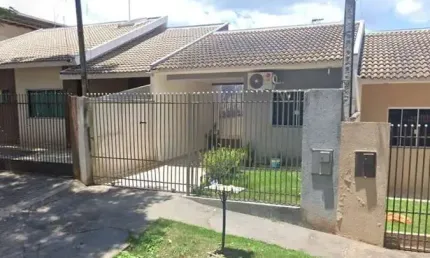 Casa com 2 quartos à venda na Rua Pioneiro Euclides Cordeiro da Silva, 1170, Conjunto Habitacional Requião, Maringá
