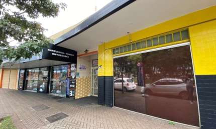 Venda - Edifício com salas comerciais no Jardim Alvorada em Maringá!