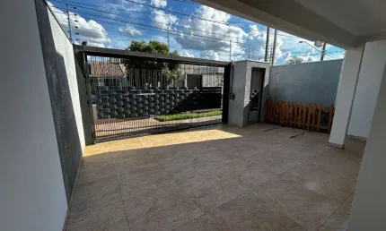 Casa com 3 quartos à venda na Rua Francisco Jorge Ribeiro, 323, Jardim Oriental, Maringá