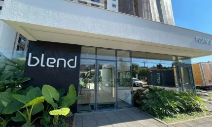 Apartamento com 1 quarto para alugar na Avenida Londrina, 736, Zona 08, Maringá