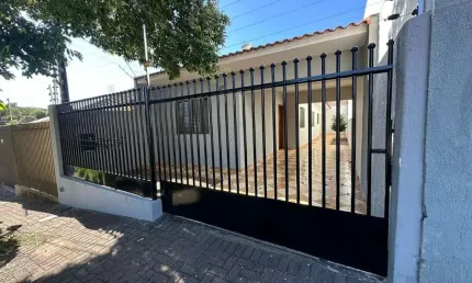 Locação - Residência no Jardim Santa Helena em Maringá