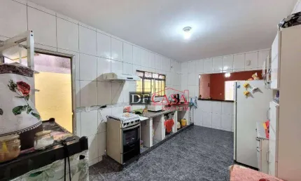 Casa com 1 quarto à venda na Rua Victório Santim, 2052, Itaquera, São Paulo