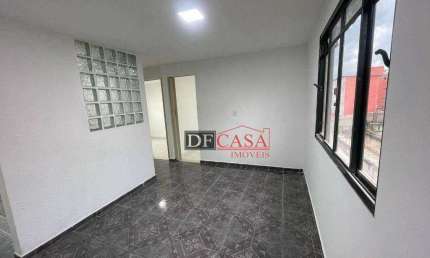Apartamento em Conjunto Habitacional Santa Etelvina II