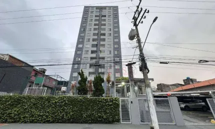 Apartamento com 2 quartos para alugar na Rua Arraial da Anta, 468, Vila Carmosina, São Paulo