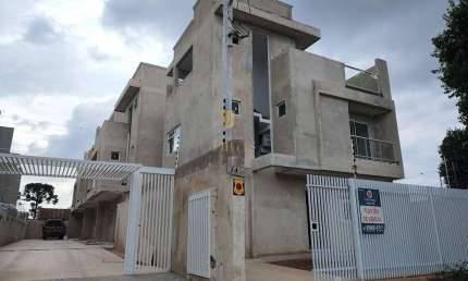 LINDO SOBRADO EM FASE FINAL DE ACABAMENTO NO BAIRRO ALTO