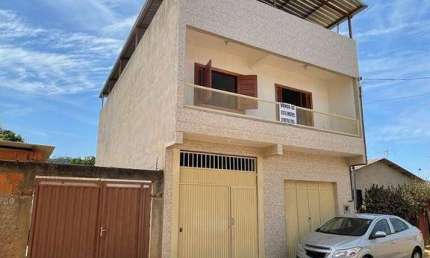 Casa com loja comercial no Reves do Belem - BJG - COD 716