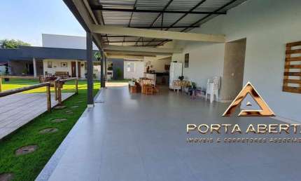 Casa com 450 m2 em terreno de 1500 m2 - Bairro Porto Seguro - COD 728