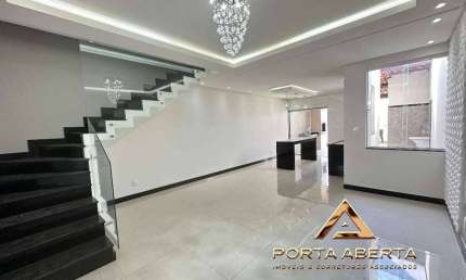 Casa Duplex 3 quartos sendo 01 suíte - Residencial Bethânia - CÓD 907
