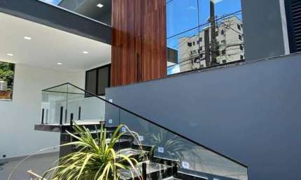 Casa 3 Quartos, sendo 1 suite (unica no lote) Bom Retiro - COD 965