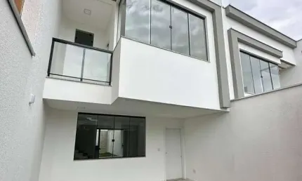 Casa Geminada Duplex  - Bairro Res. Bethania COD - 1018