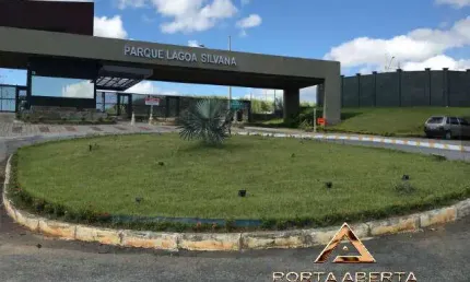 Terreno à venda na Lagoa Silvana, Caratinga 