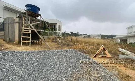Terreno à venda no Gran Royalle, Santana do Paraíso 