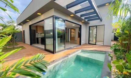 Casa com 4 dormitórios/Suites à venda, 245 m² por R$ 2.290.000 - Vila do Golf - Ribeirão Preto/SP