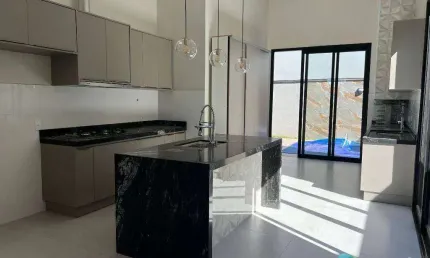 Casa com 3 dormitórios/Suítes à venda, 196 m² por R$ 1.670.000 - Vila do Golf - Ribeirão Preto/SP