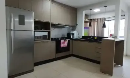 CASA GEMINADA ASSOBRADADA JD IMPÉRIO DO SOL COM ÓTIMO ACABAMENTO E ESPAÇO INTERNO