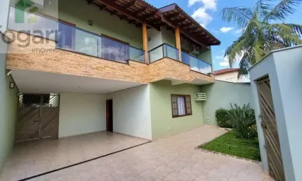 SOBRADO IMPECÁVEL ZONA LESTE DE LONDRINA ACABAMENTO DE LUXO