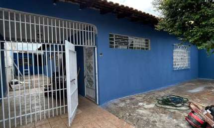 Casa com 4 quartos à venda na Rua Eleonor Roosevelt, 192, Brasília, Londrina