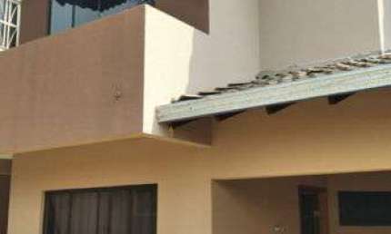 Casa com 3 quartos à venda na Rua Aparecido Antônio da Silva, 121, Jardim Roma, Londrina