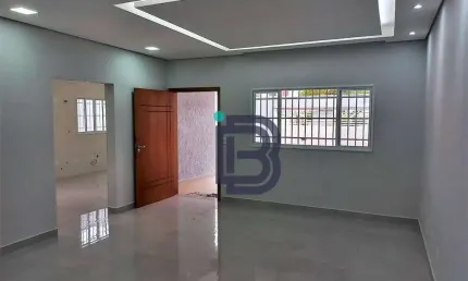 Linda Casa Nova Recém Construída à Venda no Parque da Represa, Jundiaí S/P
