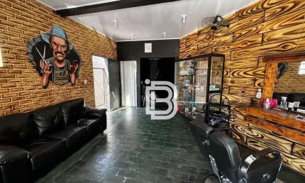 Vende Casa com Edícula e Salão Comercial em Campo Limpo Paulista/SP