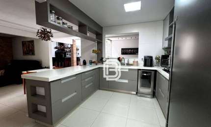 Casa com 4 dormitórios à venda, 250 m² por R$ 1.862.000,00 - Loteamento Reserva Ermida - Jundiaí/SP