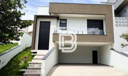 VENDE Casa Parcialmente Térrea no Engordadouro - Jundiaí/SP