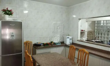 Casa com 2 dormitórios à venda, 126 m² por R$ 695.000,00 - Utinga - Santo André/SP